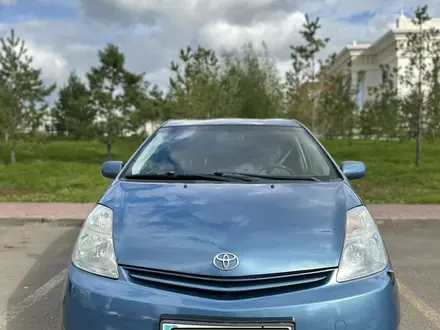 Toyota Prius 2004 года за 4 000 000 тг. в Астана