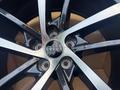 Оригинальные диски R22 на Audi Q7, SQ7, Audi Q8, Audi SQ8, Audi e-tron S за 890 000 тг. в Алматы – фото 15