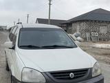 Kia Carens 2003 года за 2 800 000 тг. в Атырау – фото 3