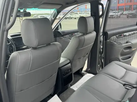 Toyota Land Cruiser Prado 2005 года за 13 000 000 тг. в Астана – фото 12