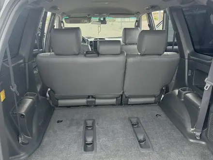 Toyota Land Cruiser Prado 2005 года за 13 000 000 тг. в Астана – фото 14