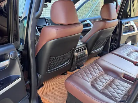 Toyota Land Cruiser 2017 года за 35 500 000 тг. в Уральск – фото 9