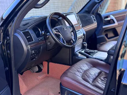 Toyota Land Cruiser 2017 года за 35 500 000 тг. в Уральск – фото 13