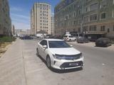 Toyota Camry 2015 годаүшін11 300 000 тг. в Актау – фото 3