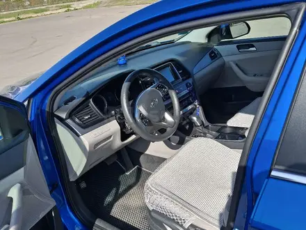 Hyundai Sonata 2017 года за 8 000 000 тг. в Петропавловск – фото 7