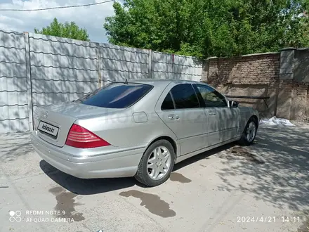 Mercedes-Benz S 320 2000 года за 3 500 000 тг. в Шымкент – фото 4