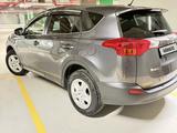 Toyota RAV4 2015 годаүшін8 900 000 тг. в Астана – фото 4