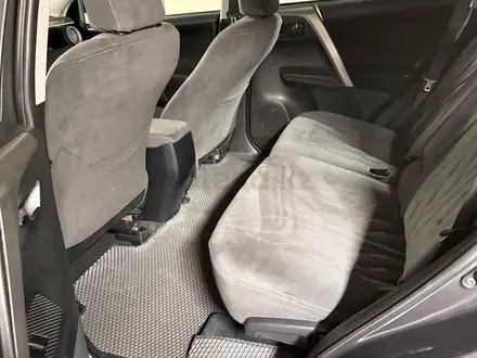 Toyota RAV4 2015 года за 8 900 000 тг. в Астана – фото 7
