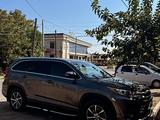 Toyota Highlander 2017 годаүшін20 500 000 тг. в Шымкент