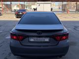Toyota Camry 2017 года за 8 500 000 тг. в Атырау – фото 4