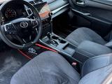 Toyota Camry 2017 года за 8 500 000 тг. в Атырау – фото 5
