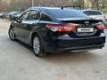 Toyota Camry 2017 годаүшін11 000 000 тг. в Актобе – фото 5