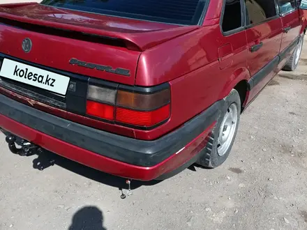Volkswagen Passat 1990 года за 1 300 000 тг. в Семей – фото 2