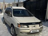Toyota Ipsum 1998 года за 3 000 000 тг. в Алматы