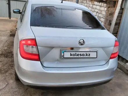 Skoda Rapid 2013 года за 3 500 000 тг. в Уральск – фото 5