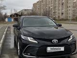 Toyota Camry 2023 года за 17 500 000 тг. в Усть-Каменогорск – фото 2