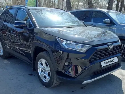 Toyota RAV4 2021 года за 17 200 000 тг. в Усть-Каменогорск – фото 5