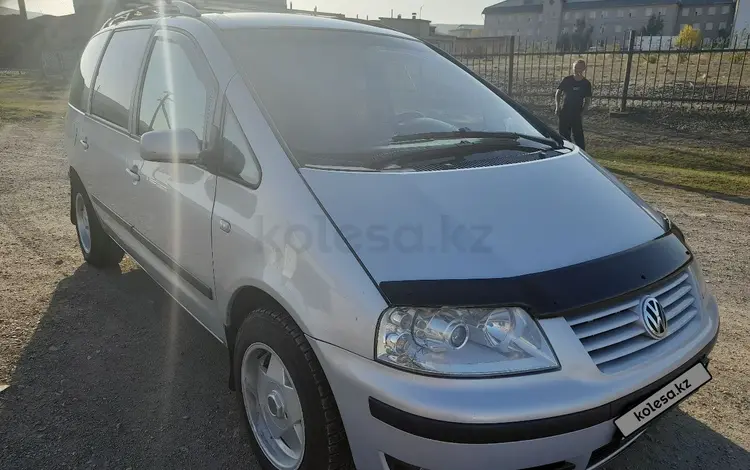 Volkswagen Sharan 2001 года за 3 300 000 тг. в Караганда