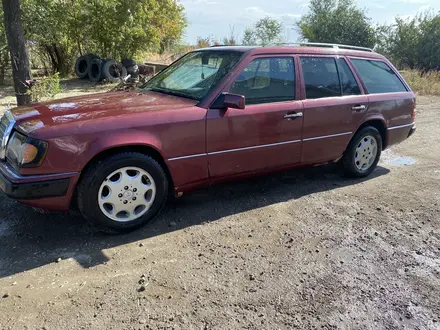 Mercedes-Benz E 200 1993 года за 1 500 000 тг. в Шу – фото 3