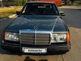 Mercedes-Benz E 260 1992 года за 750 000 тг. в Алматы