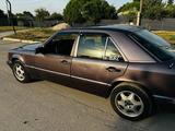 Mercedes-Benz E 260 1992 года за 750 000 тг. в Алматы – фото 3