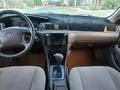 Toyota Camry 2000 года за 3 450 000 тг. в Кызылорда – фото 11