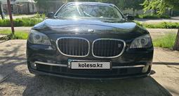 BMW 750 2009 годаүшін7 000 000 тг. в Алматы – фото 2