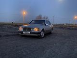 Mercedes-Benz E 230 1990 года за 1 730 000 тг. в Караганда