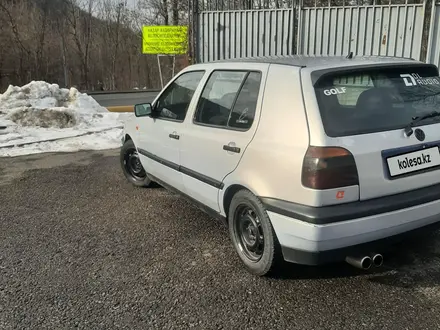 Volkswagen Golf 1994 года за 1 700 000 тг. в Алматы – фото 3