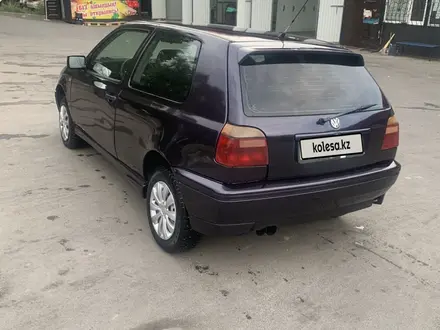 Volkswagen Golf 1993 года за 1 000 000 тг. в Алматы – фото 3