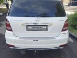Mercedes-Benz GL 350 2011 года за 10 000 000 тг. в Усть-Каменогорск – фото 2