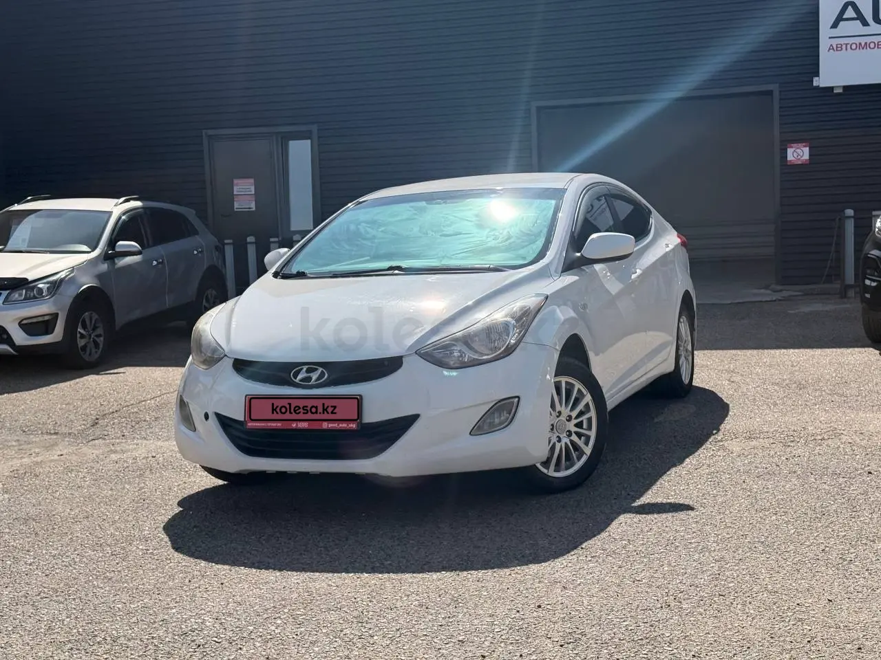 Hyundai Elantra, 2013
