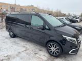 Mercedes-Benz V 250 2022 годаfor31 200 000 тг. в Астана – фото 3