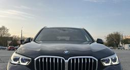 BMW X5 2021 года за 45 000 000 тг. в Караганда – фото 2