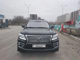 Lexus LX 570 2014 года за 30 000 000 тг. в Астана