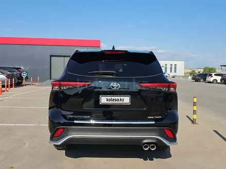 Toyota Highlander 2022 года за 20 800 000 тг. в Алматы – фото 6