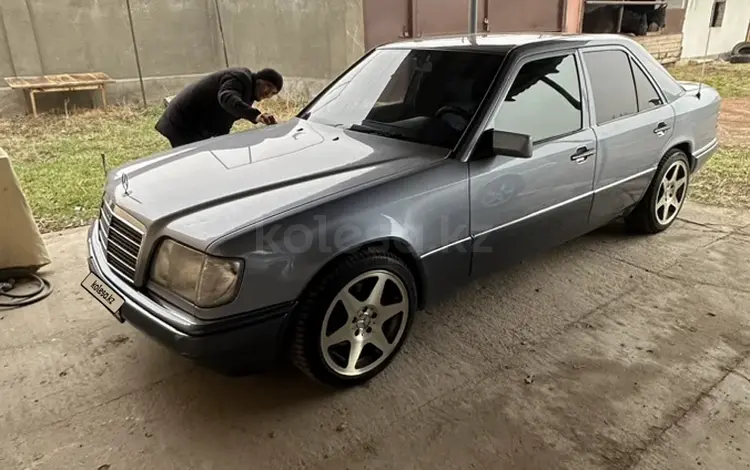 Mercedes-Benz E 320 1993 годаүшін4 000 000 тг. в Тараз