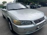 Toyota Camry 2000 годаfor3 100 000 тг. в Талдыкорган – фото 4