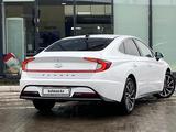 Hyundai Sonata 2022 годаүшін13 790 000 тг. в Караганда – фото 5