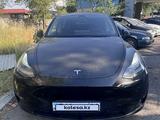 Tesla Model Y 2022 года за 10 800 000 тг. в Алматы – фото 2
