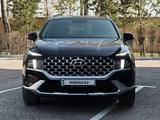 Hyundai Santa Fe 2021 годаүшін17 300 000 тг. в Караганда
