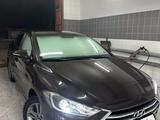 Hyundai Elantra 2018 года за 7 800 000 тг. в Атырау