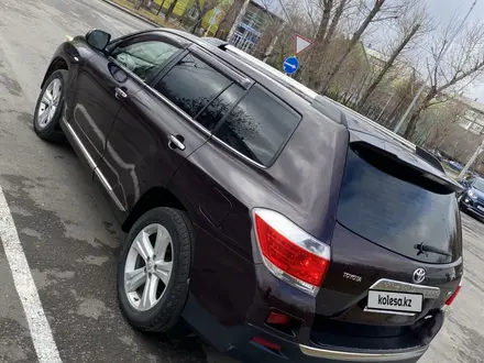 Toyota Highlander 2012 года за 11 950 000 тг. в Астана – фото 21