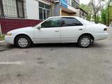 Toyota Camry 1997 года за 2 610 000 тг. в Отеген-Батыр – фото 4