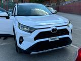 Toyota RAV4 2020 года за 12 000 000 тг. в Актобе – фото 5