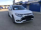 Mitsubishi Outlander 2022 года за 13 200 000 тг. в Актобе – фото 2