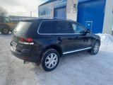 Volkswagen Touareg 2007 годаfor5 800 000 тг. в Караганда – фото 3