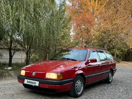 Volkswagen Passat 1990 года за 1 300 000 тг. в Алматы – фото 2