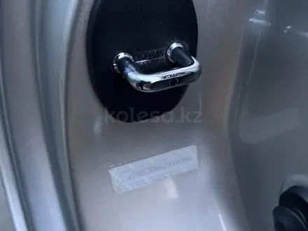 Lexus ES 300 2002 года за 6 300 000 тг. в Алматы – фото 9