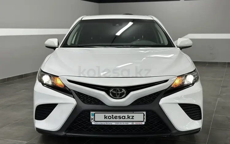 Toyota Camry 2018 года за 13 200 000 тг. в Тараз